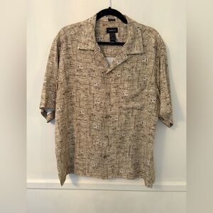 Clairborne Men’s 100% Silk Tropical Print Button Front Shirt - Sz L